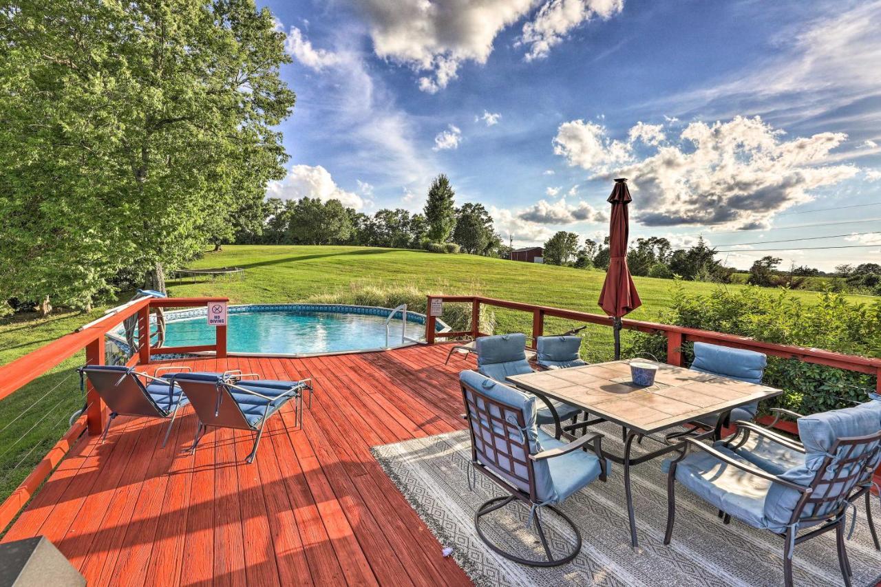 Williamstown Gem With Private Pool And Hot Tub! Villa Exterior foto