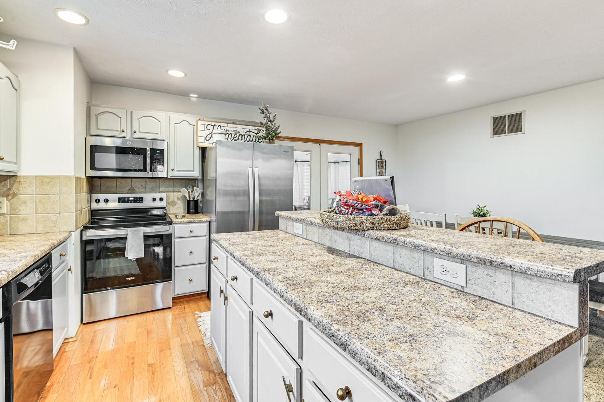 Williamstown Gem With Private Pool And Hot Tub! Villa Exterior foto